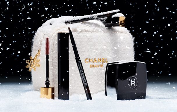 【新品未使用】CHANEL シャネル クリスマスコフレ2024 シャネル2024年クリスマスコフレ「雪の結晶チャーム」ポーチ付きメイク